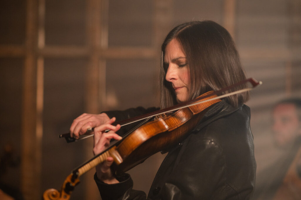 Cheryl Crockett, Violin