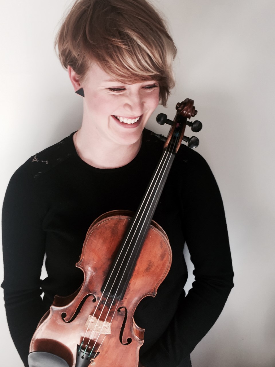 Kate Suthers with violin